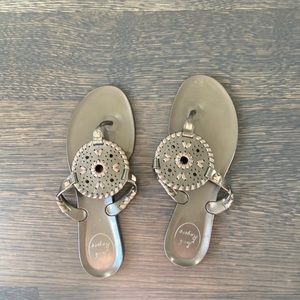 NORDSTROM GREY SANDALS SIZE 8